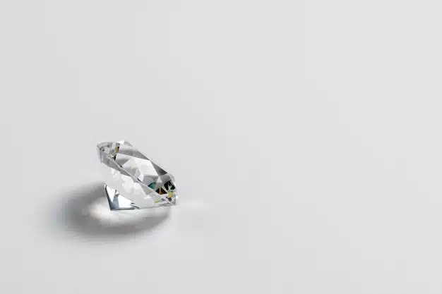 Dazzling diamond on neutral light Premium Photo