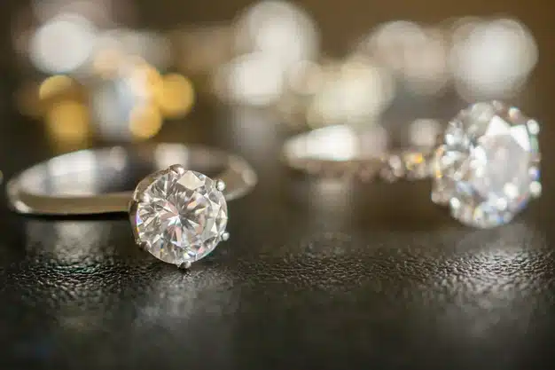 Jewelry diamond rings set Premium Photo